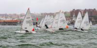 Las aguas del Abra acogen el Campeonato de Bizkaia de vela ligera