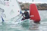 Los regatistas del CN Sevilla y el RCN de La Línea ganan los campeonatos autonómicos de ILCA 6 después de seis pruebas