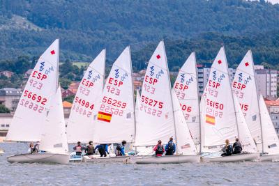 Más de dos centenares de regatistas se darán cita en Vilagarcía a partir de mañana para la Semana Galega da Vela