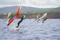 Regata a la carta: el CNSA lleva a los regatistas hasta el viento en el Ibiza Wingfoil Open